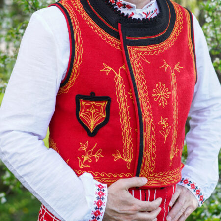 мъжки варненски бродиран елек